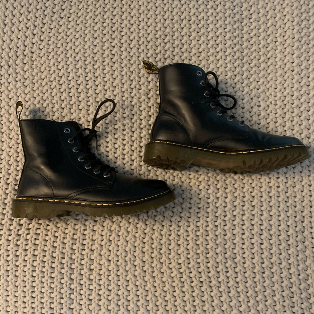Dr. Martens air cushion sole
